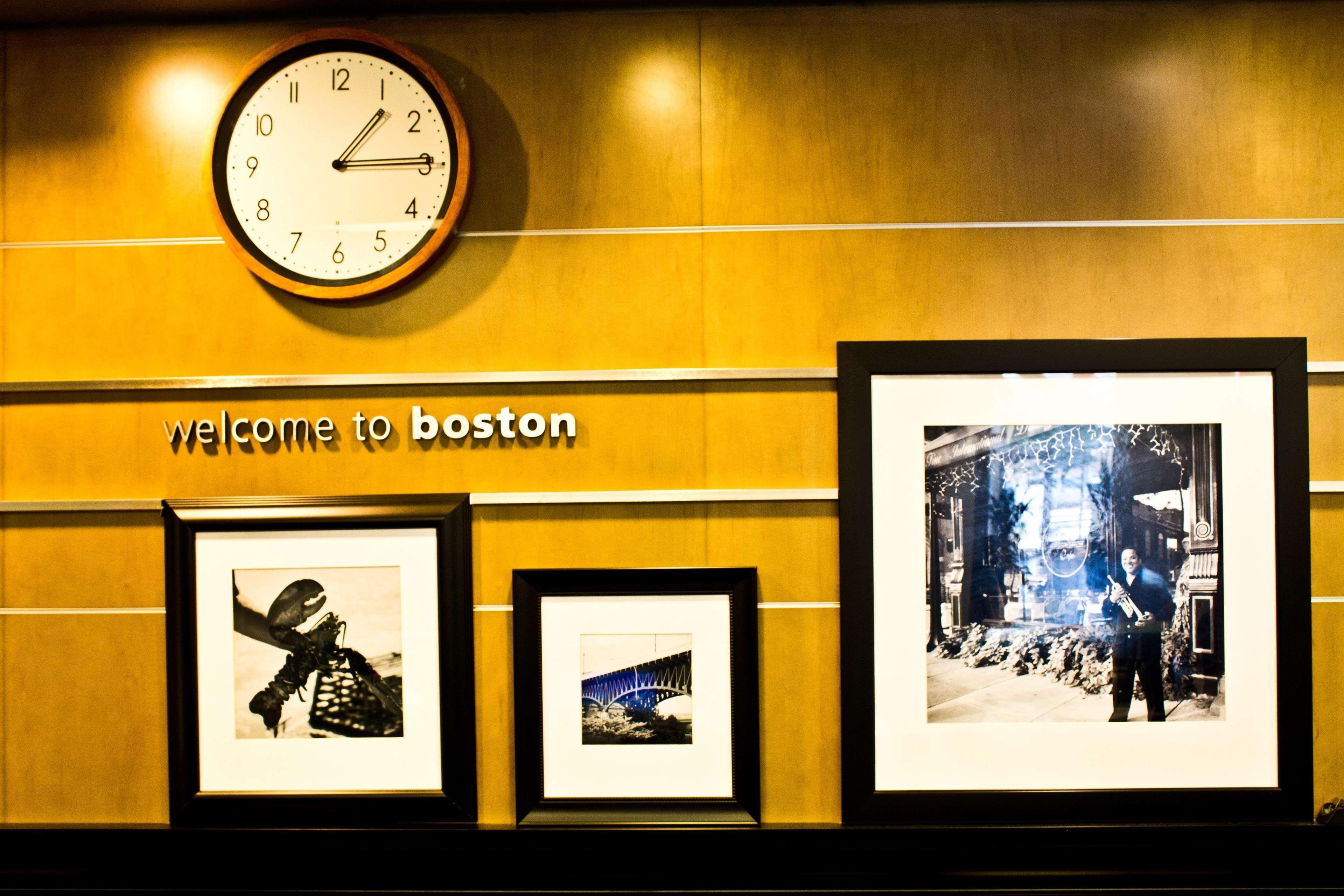 Hampton Inn & Suites Boston Crosstown Center Exterior foto