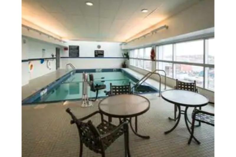 Hampton Inn & Suites Boston Crosstown Center Exterior foto